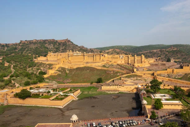 Local Food of Garhwa Jharkhand – Famous Traditional Dishes, Tribal Cuisine & Street Food Guide.