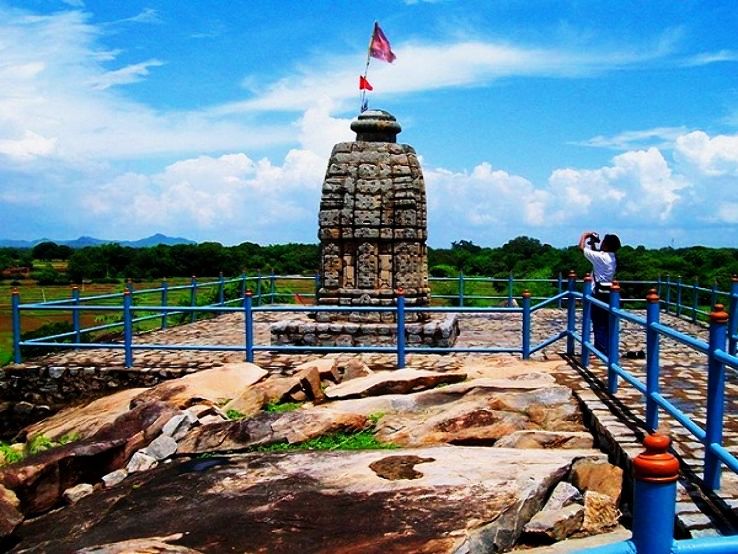 Lohardaga Travel Guide 2026 – Best Tourist Places, Waterfalls, Hills & Hidden Gems in Jharkhand.